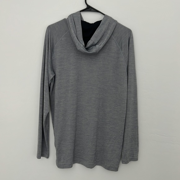 Under Armour Lightweight Hooded Sweatshirt - Picture 2 of 5